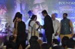 Amitabh Bachchan recieves Yash Chopra Memorial Award in Mumbai on 25th Dec 2014